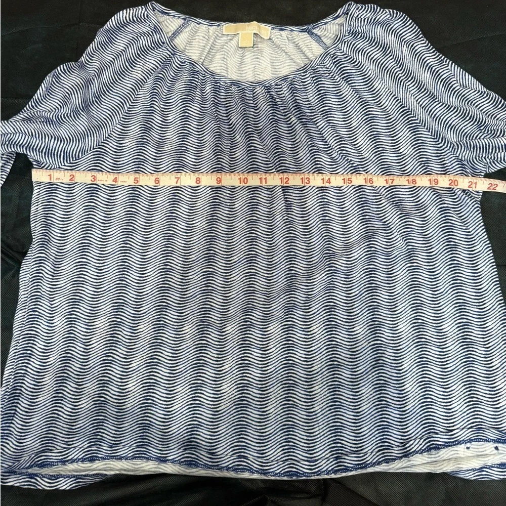 🔥Michael Kors Blue Patterned Women's Top🔥